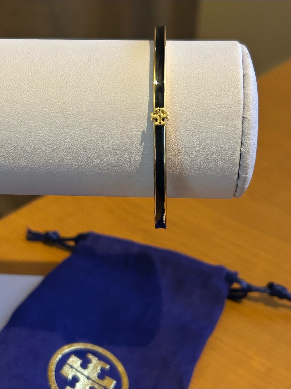 Tory Burch Black & Gold Thin Icon enamel bracelet